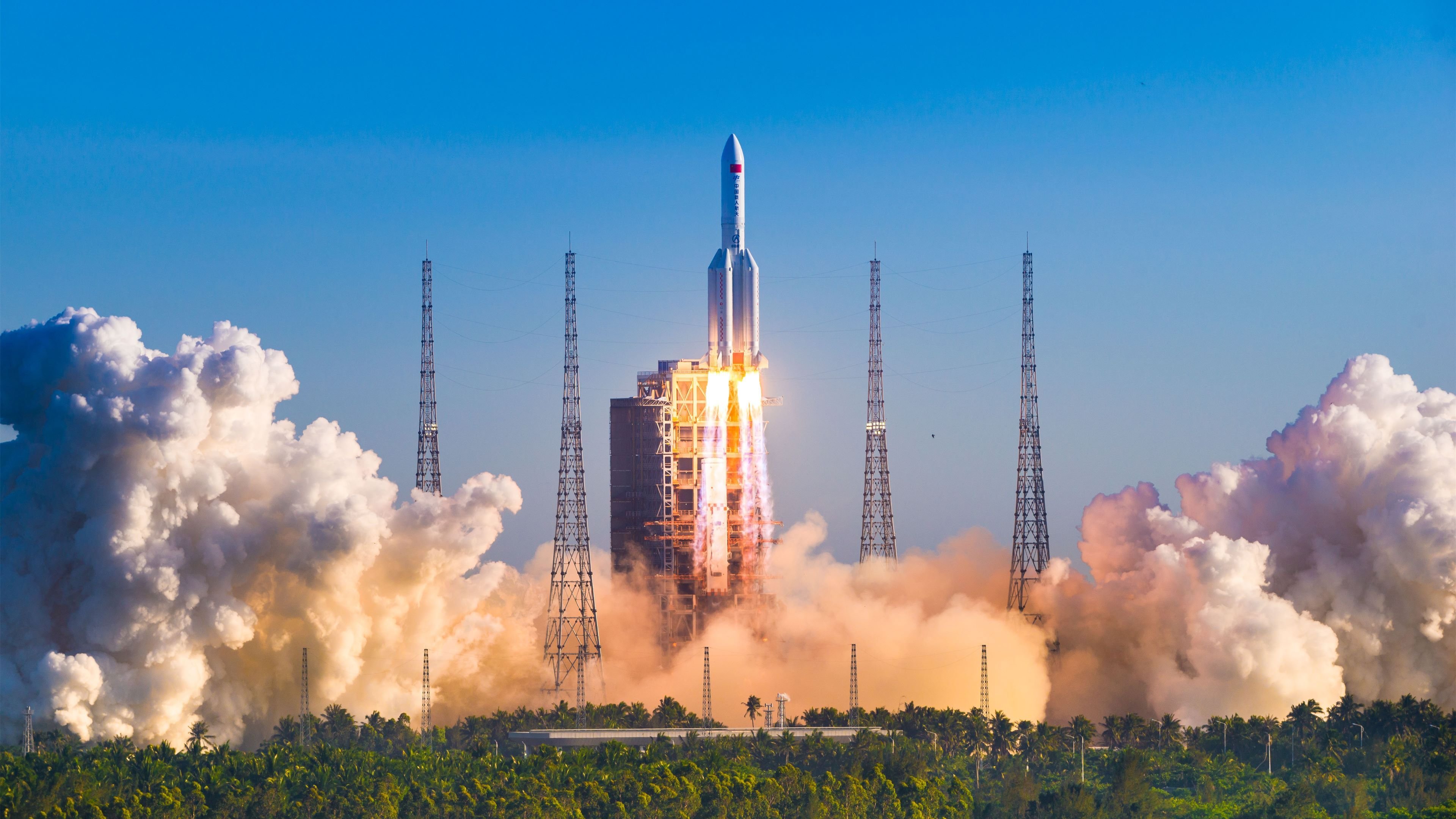 -张伟丽录制访谈节目讲述奋斗经历，张伟丽最新采访